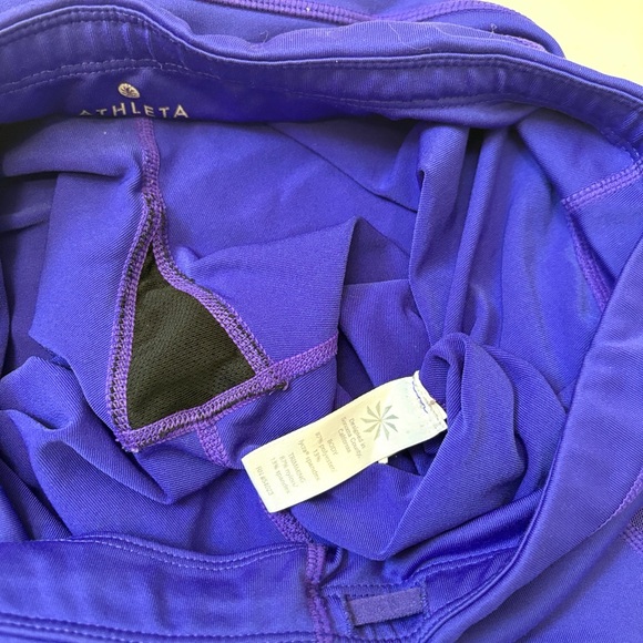 Athleta Mesh Sonar Capri - Picture 10 of 11